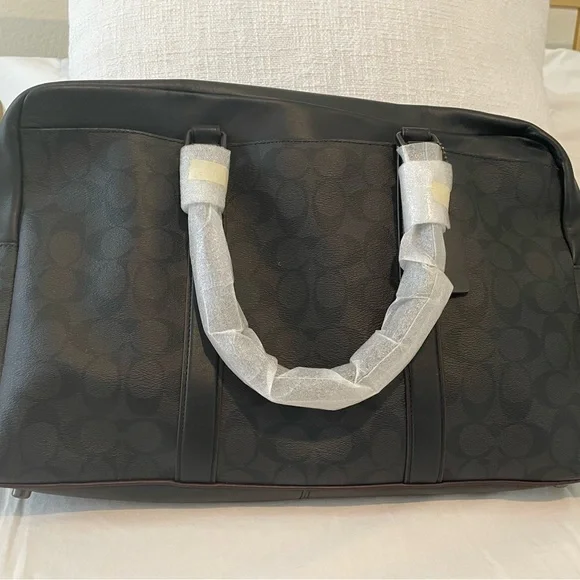 NWT Authentic COACH Trekker Weekender Carryall Travel Bag 🧳. - Picture 3 of 8